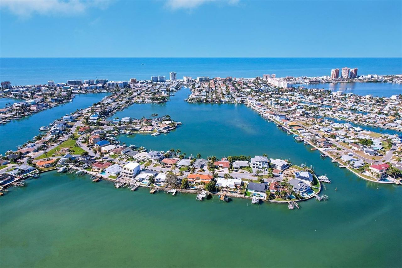 17362 Kennedy Drive, North Redington Beach, FL 33708 Photo