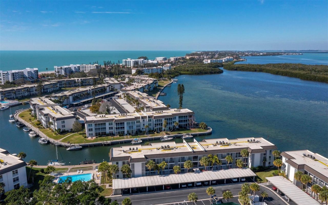 4320 Falmouth Drive, Unit 103, Longboat Key, FL 34228 Photo