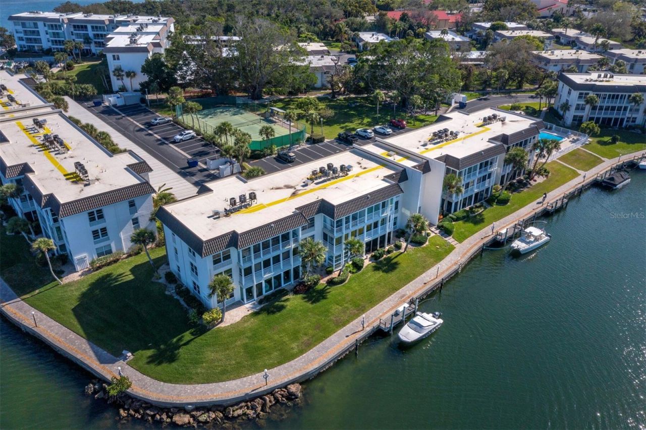 4320 Falmouth Drive, Unit 103, Longboat Key, FL 34228 Photo