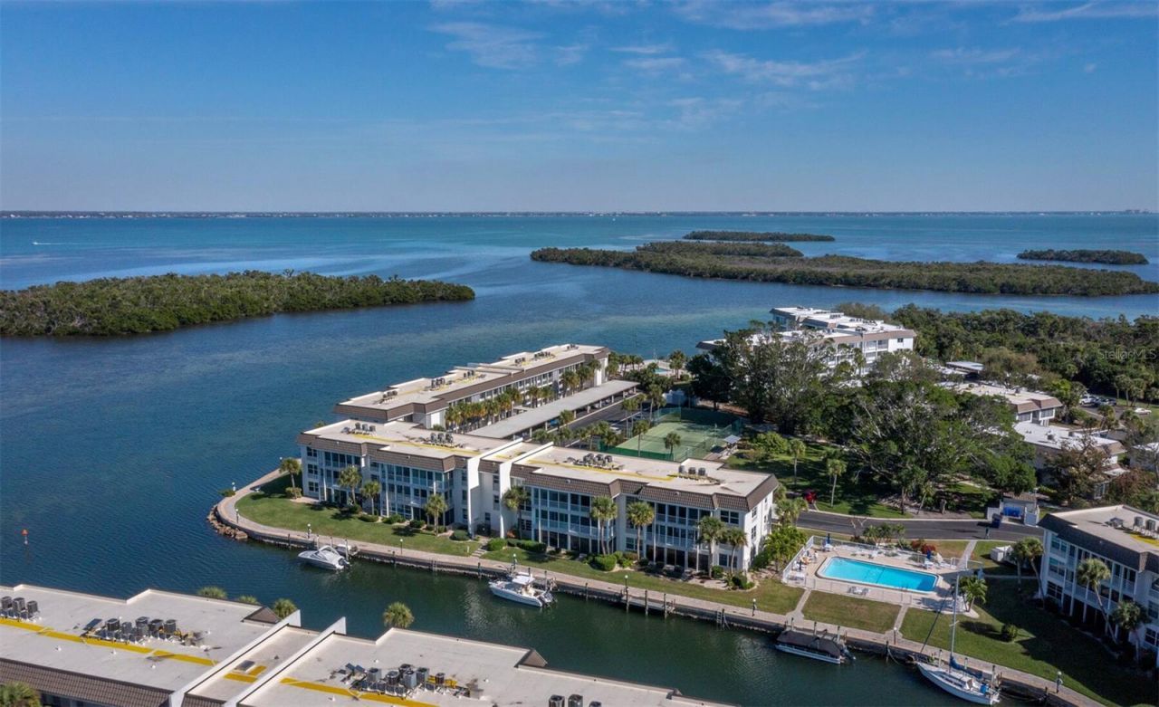 4320 Falmouth Drive, Unit 103, Longboat Key, FL 34228 Photo