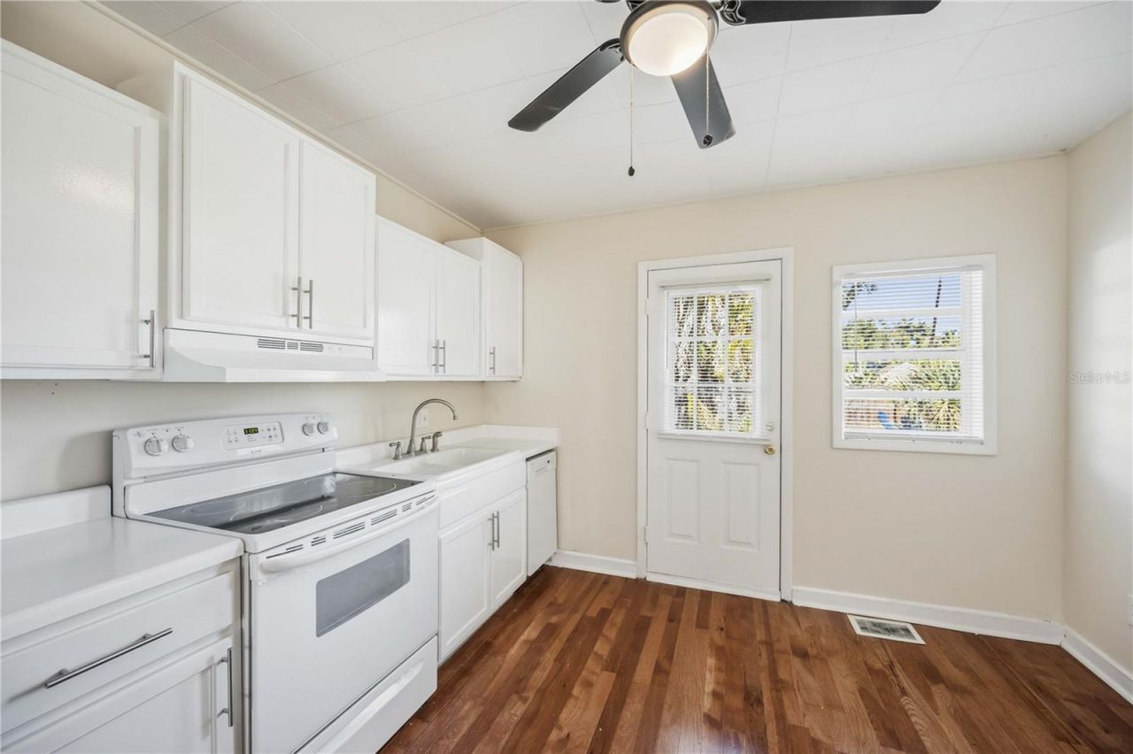 2710 3rd Avenue W, Bradenton, FL 34205 Photo