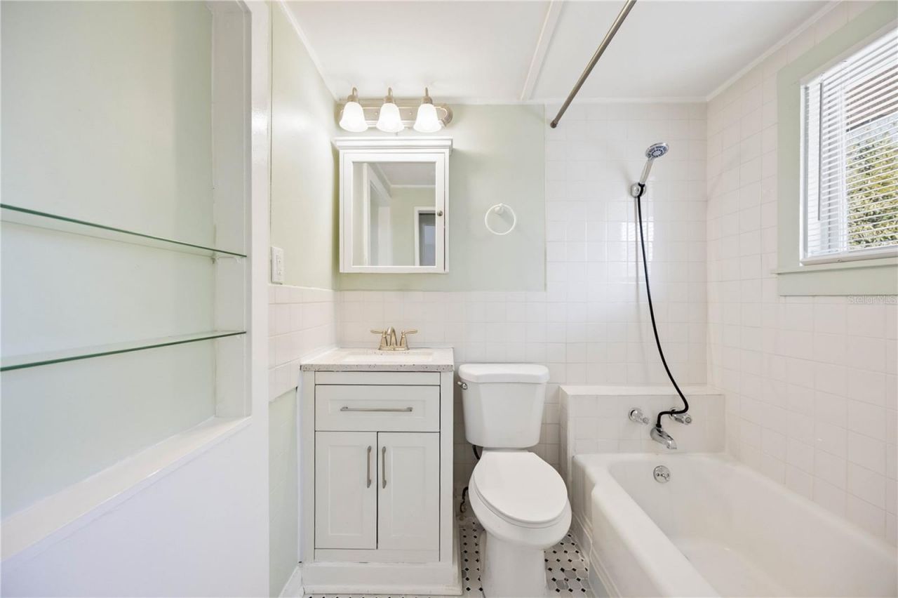 2710 3rd Avenue W, Bradenton, FL 34205 Photo