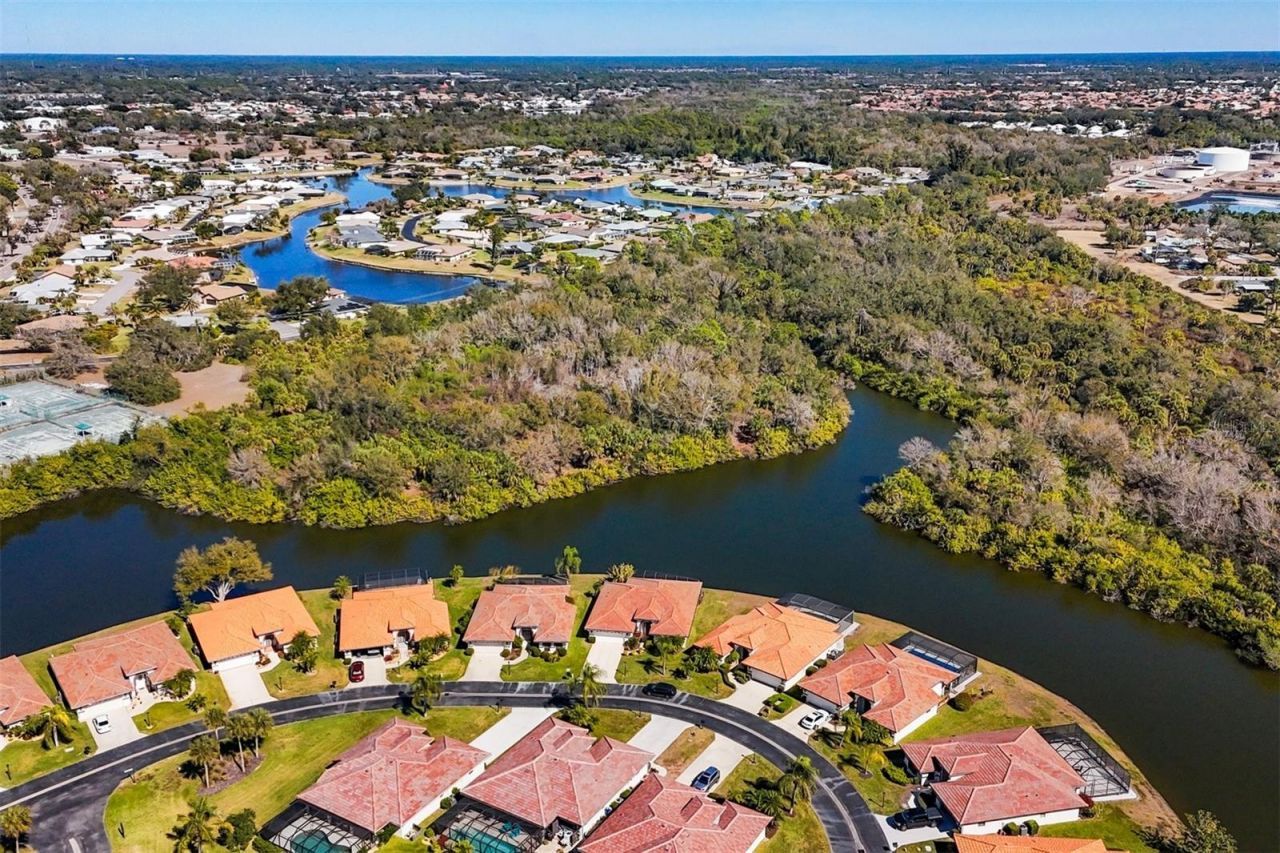 E Sklar Drive, Venice, FL 34293 Photo