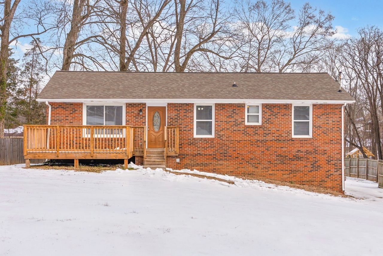 617 Linda Ln, Clarksville, TN 37042 Main Photo