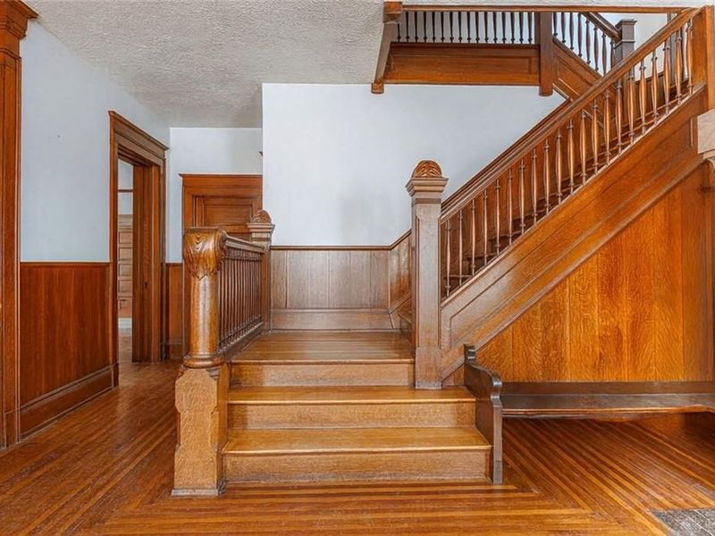 305 E Main Street, Blanchester, OH 45107 Photo 5