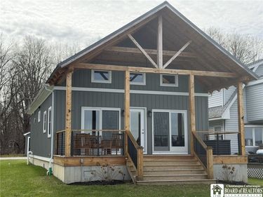 29 Loomis Bay Road, Ashville, NY 14710