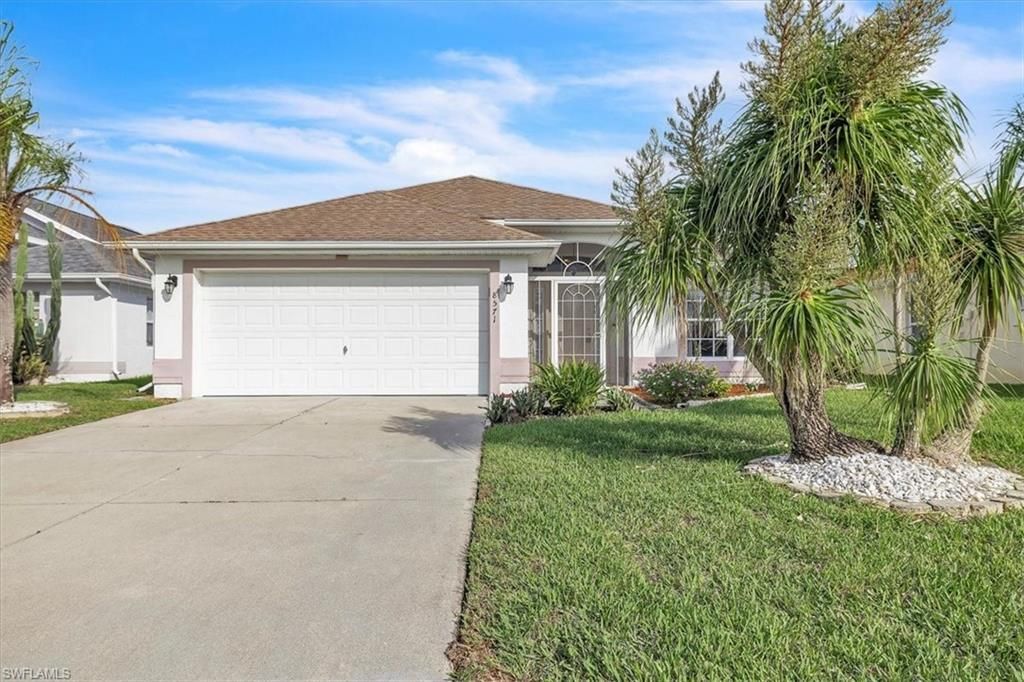 8571 Gassner Way, Lehigh Acres, FL 33972 Photo