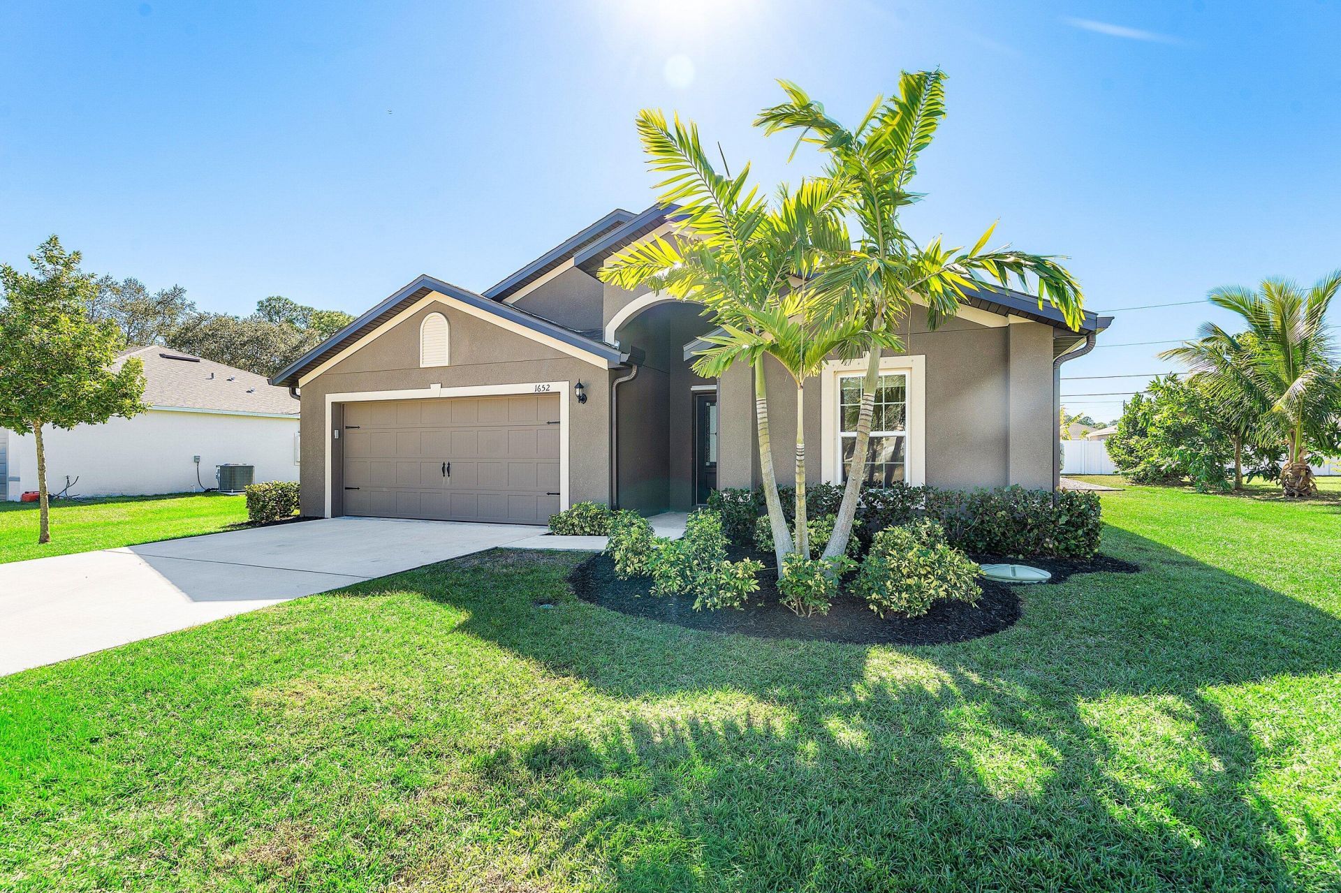 1652 SW Penrose Avenue, Port Saint Lucie, FL 34953 Photo