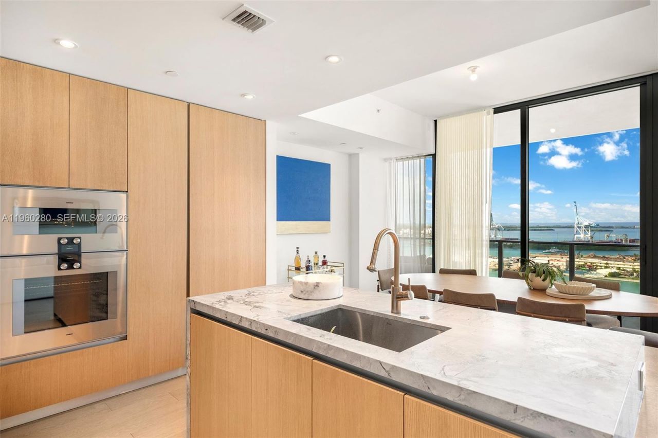 500 Alton, Unit 2203, Miami Beach, FL 33139 Photo