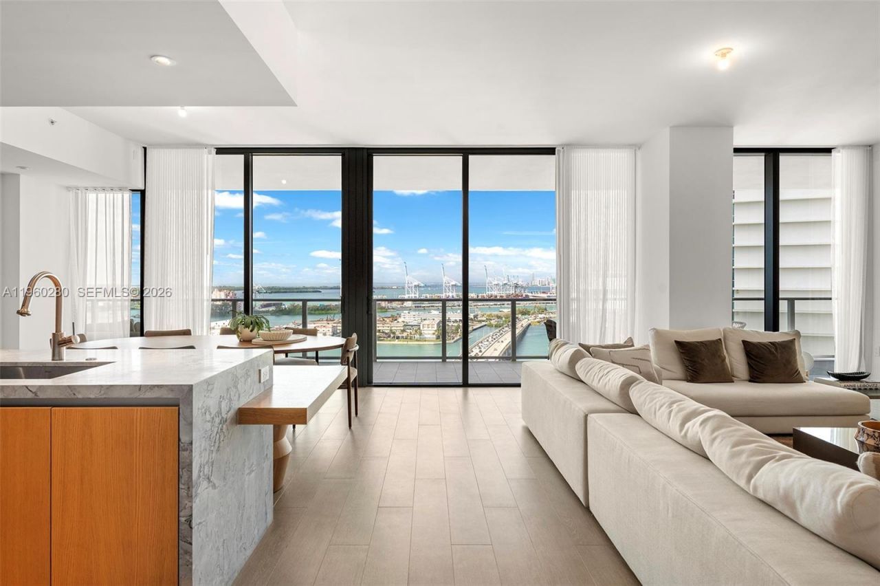 500 Alton, Unit 2203, Miami Beach, FL 33139 Photo