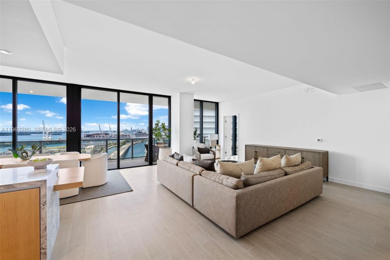 500 Alton , Unit 2203, Miami Beach, FL 33139 Photo