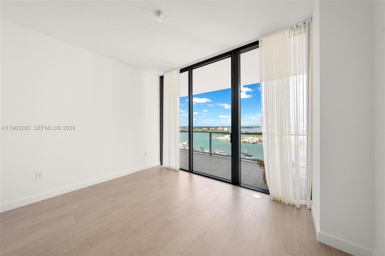 500 Alton, Unit 2203, Miami Beach, FL 33139 Photo