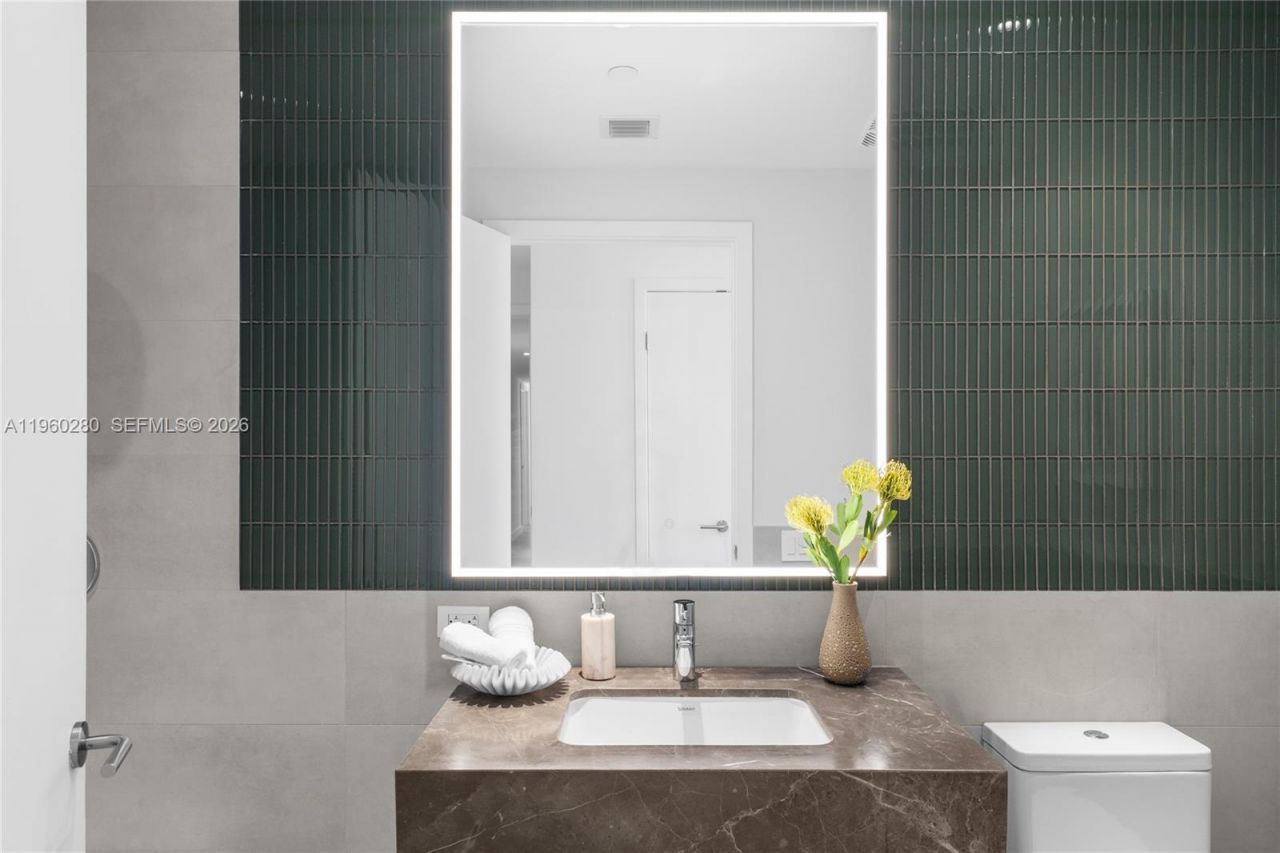 500 Alton, Unit 2203, Miami Beach, FL 33139 Photo