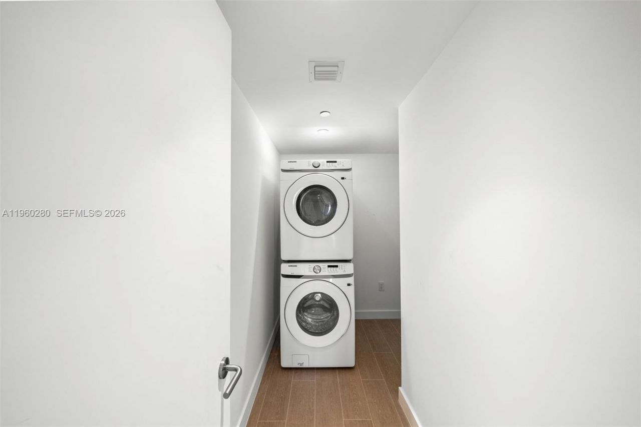 500 Alton , Unit 2203, Miami Beach, FL 33139 Photo