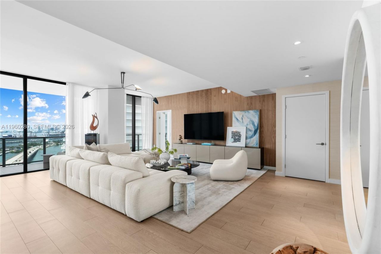 500 Alton, Unit 2203, Miami Beach, FL 33139 Photo