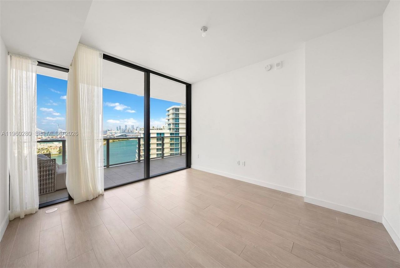 500 Alton, Unit 2203, Miami Beach, FL 33139 Photo