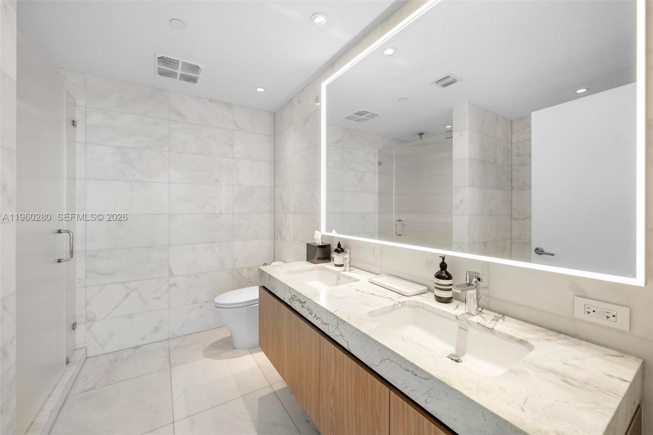 500 Alton, Unit 2203, Miami Beach, FL 33139 Photo