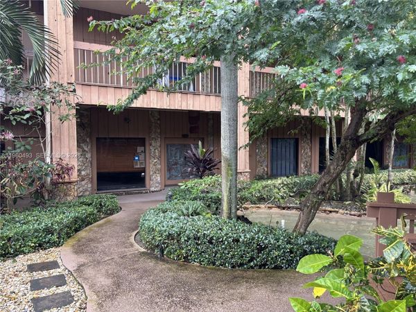7800 W Oakland Park Blvd , Unit BLD-B #102, Sunrise, FL 33351