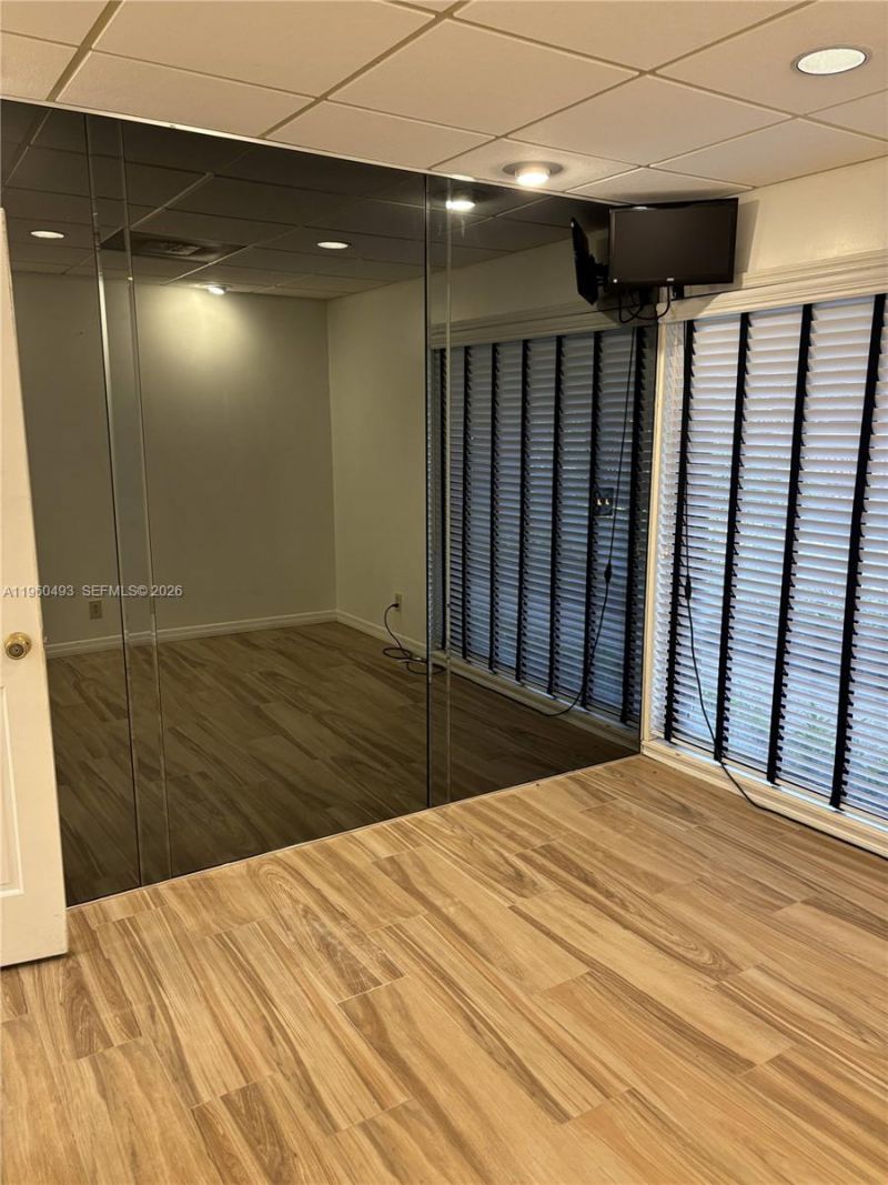 7800 W Oakland Park Blvd , Unit BLD-B #102, Sunrise, FL 33351 Photo