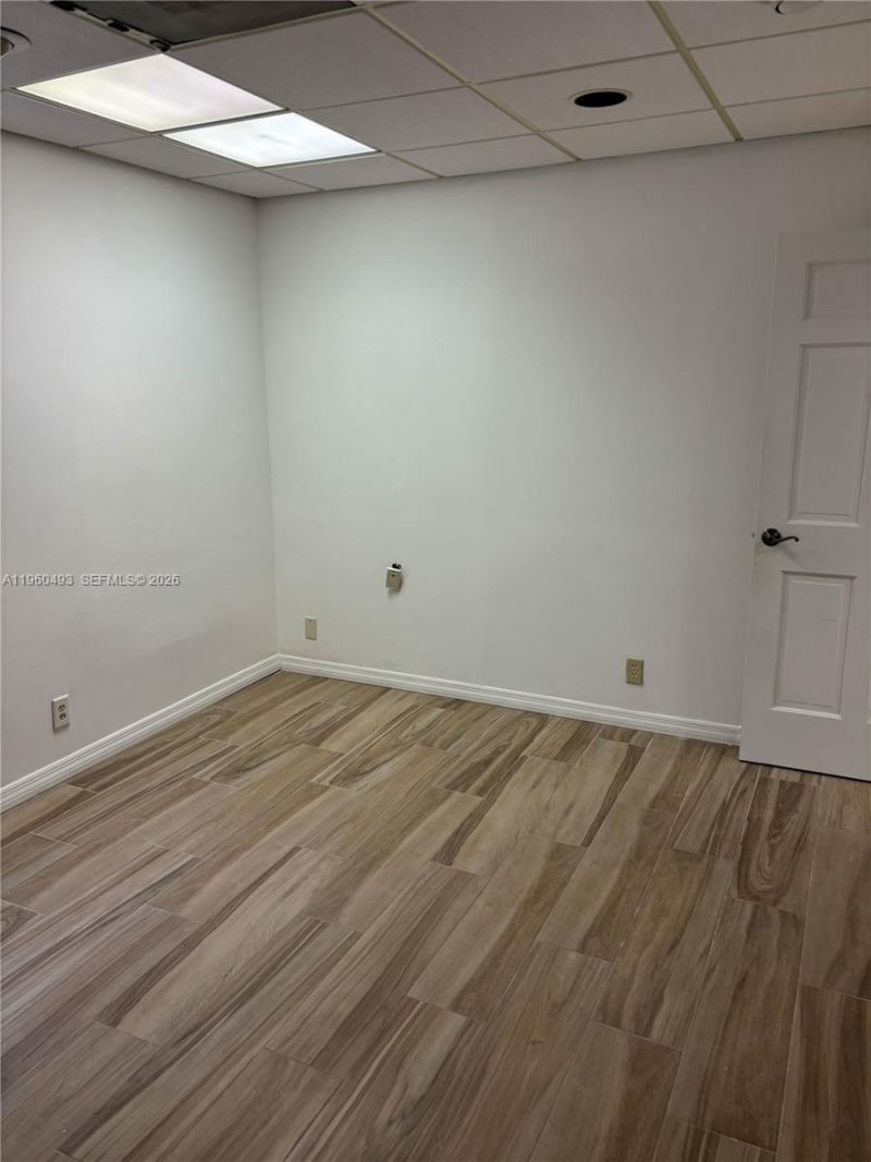 7800 W Oakland Park Blvd , Unit BLD-B #102, Sunrise, FL 33351 Photo