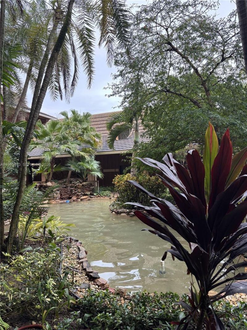 7800 W Oakland Park Blvd , Unit BLD-B #102, Sunrise, FL 33351 Photo