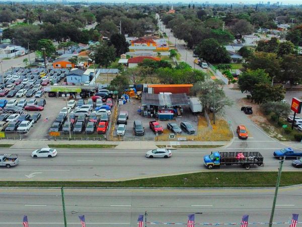 9301 NW 27th Ave, Miami, FL 33147