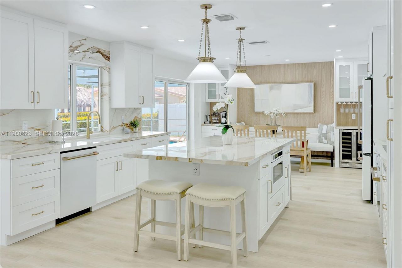 1050 SE 5th Ct , Pompano Beach, FL 33060 Photo