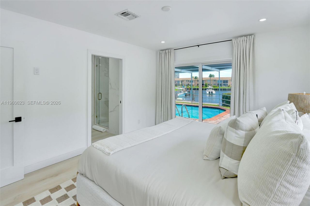 1050 SE 5th Ct , Pompano Beach, FL 33060 Photo