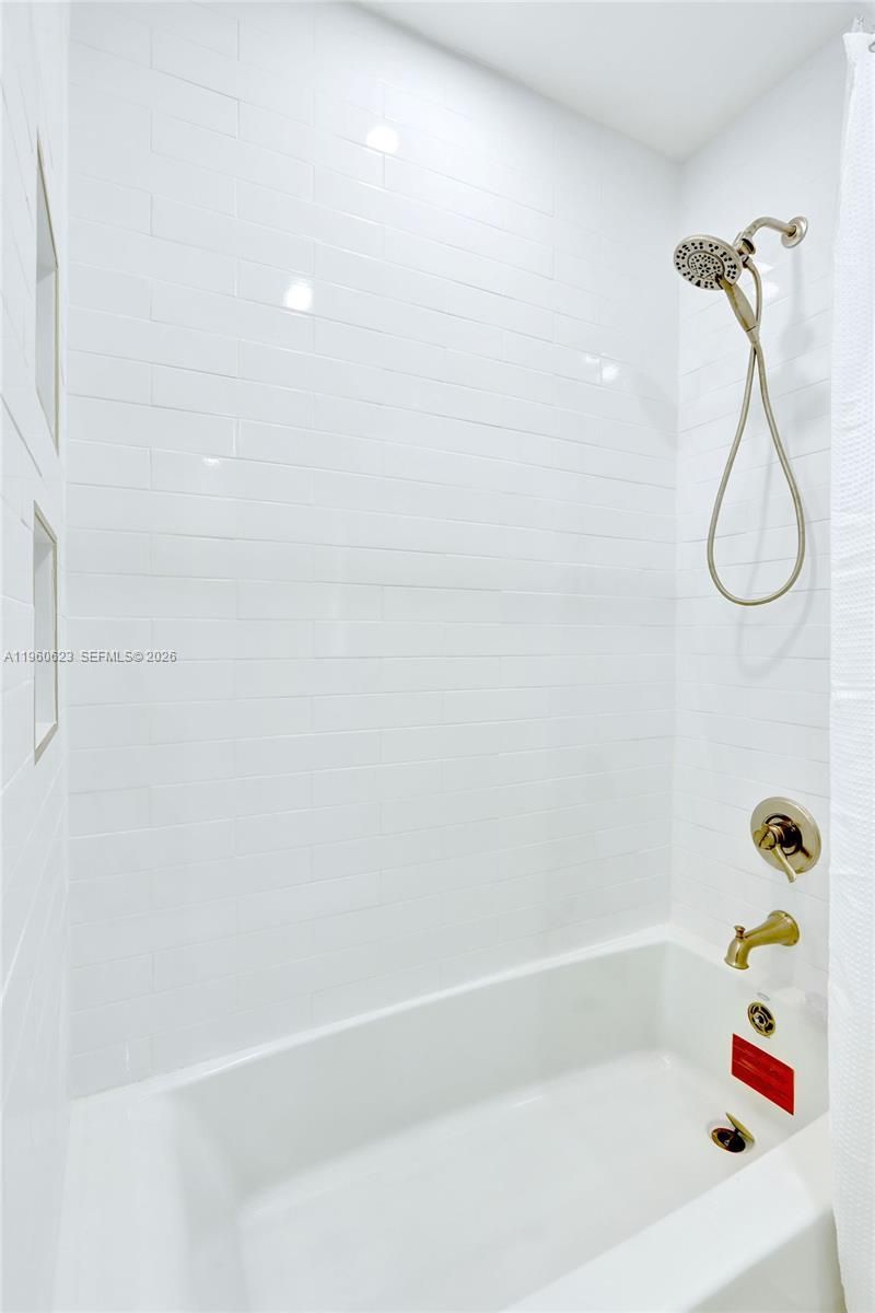 1050 SE 5th Ct , Pompano Beach, FL 33060 Photo