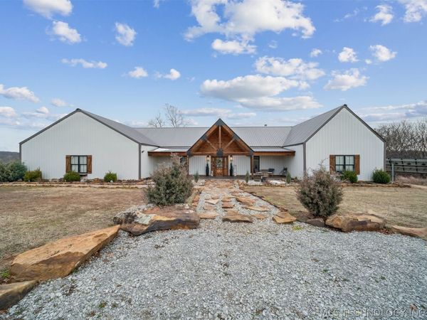 5086 N 427 Road, Pryor, OK 74361