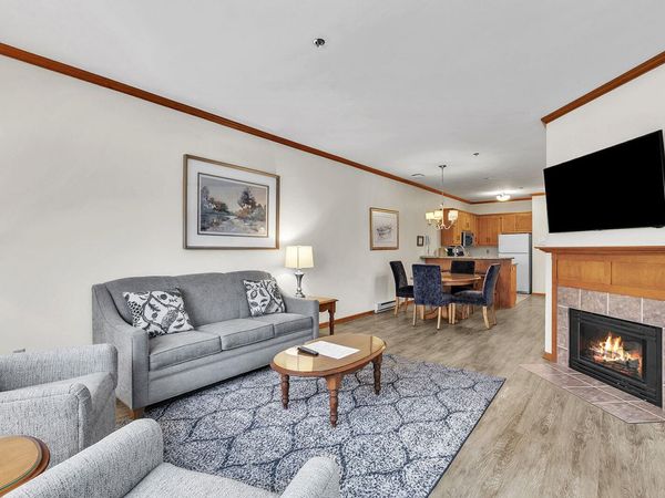 101 Osthoff Ave, Unit 287, Elkhart Lake, WI 53020