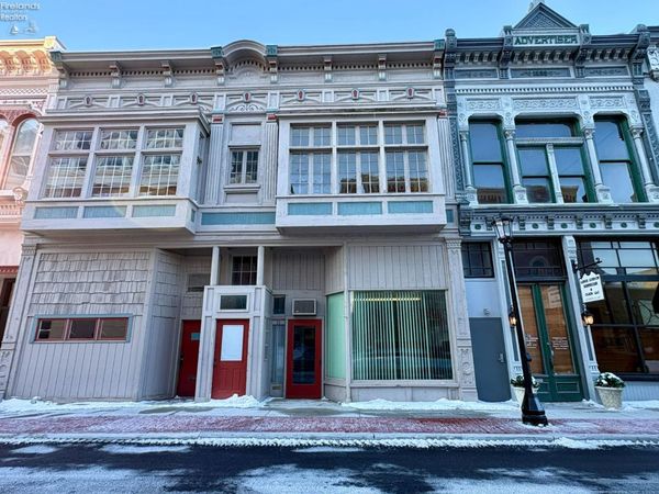 25 Court Street, Tiffin, OH 44883