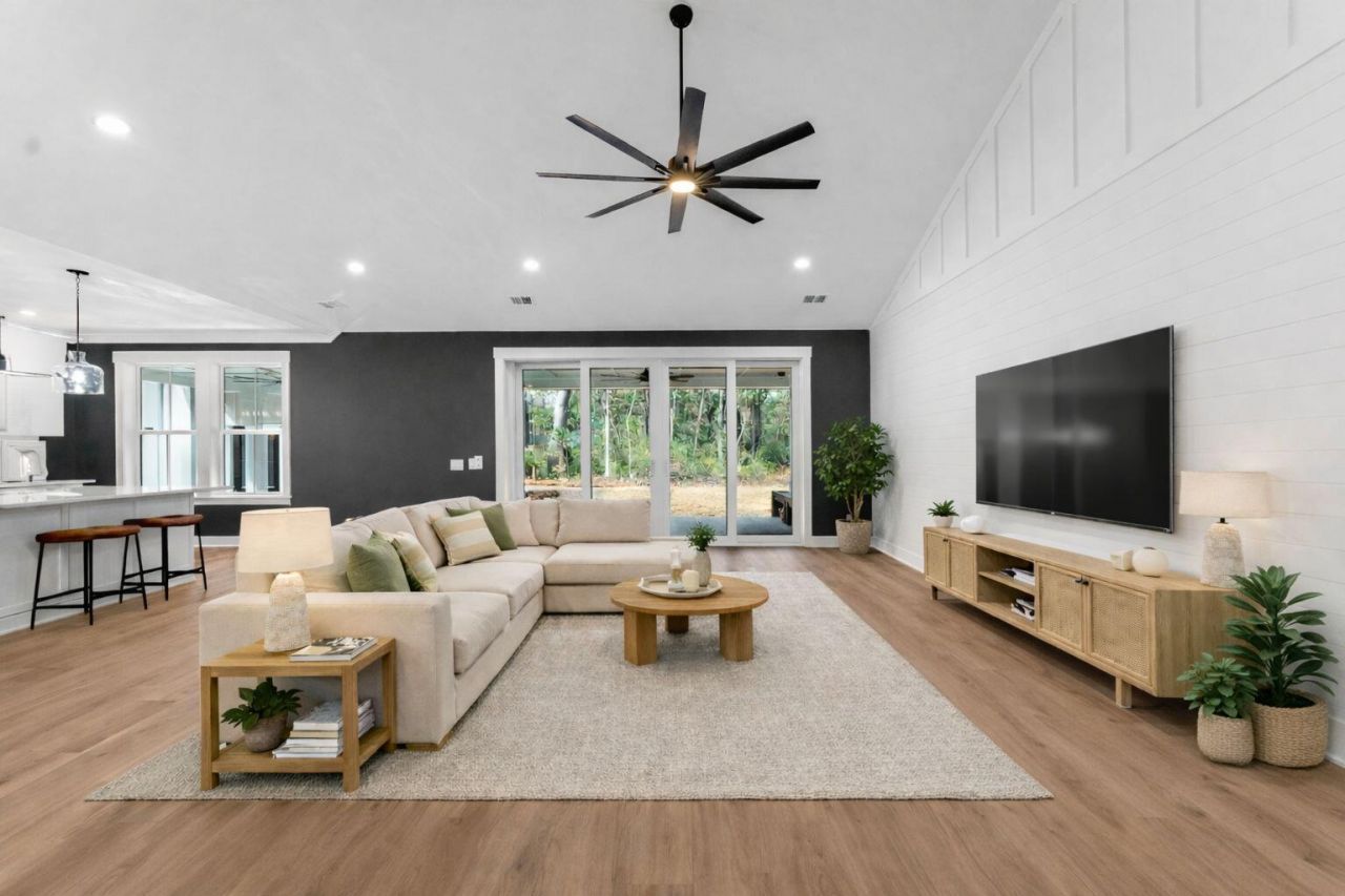 456 Waring Street Photo 14