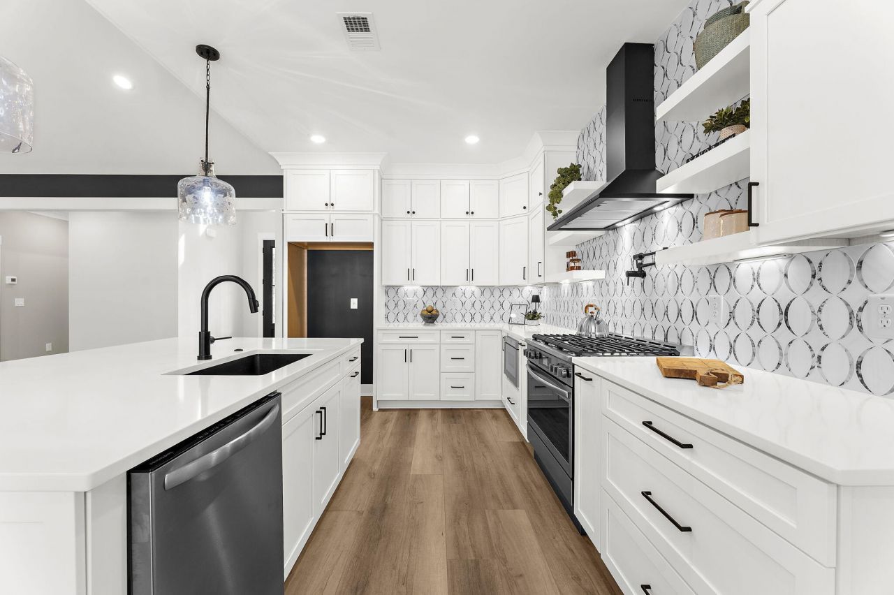 456 Waring Street Photo 19