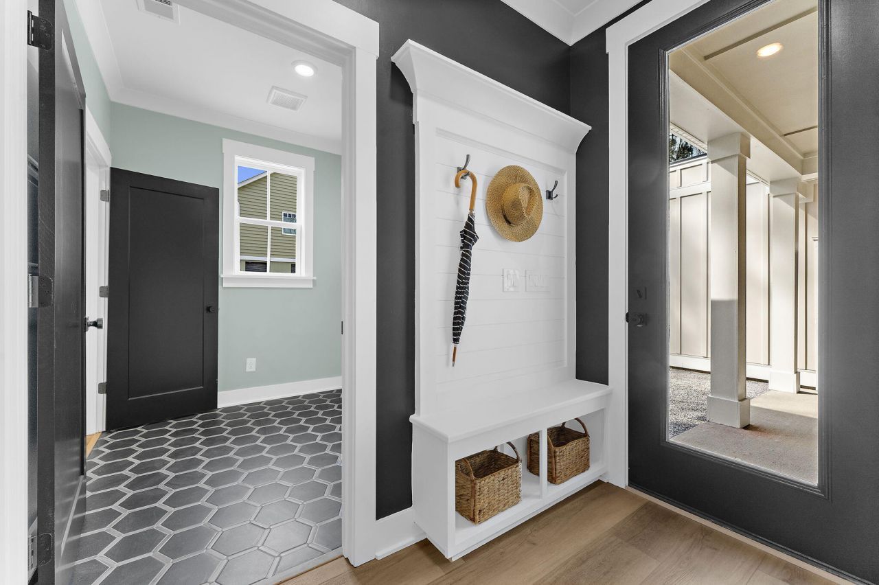 456 Waring Street Photo 30