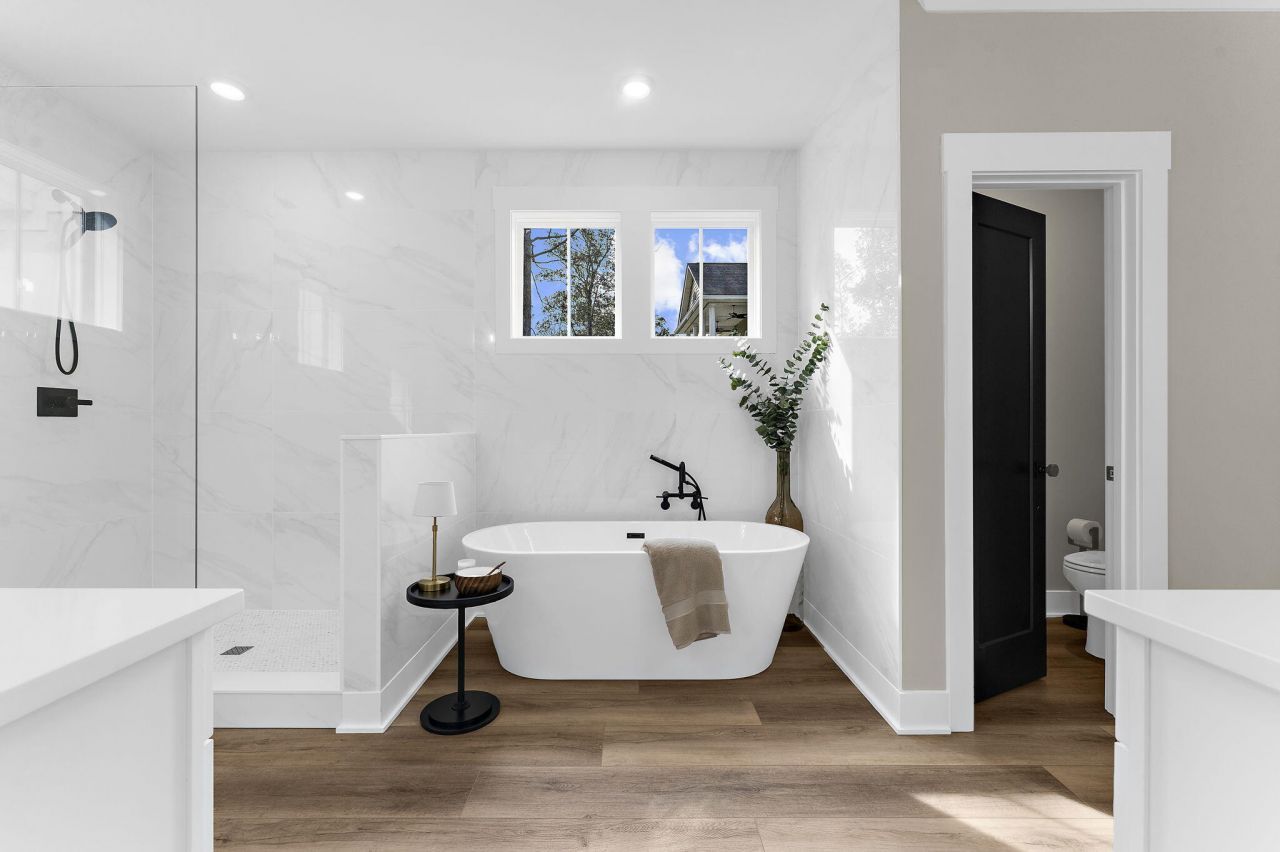 456 Waring Street Photo 39