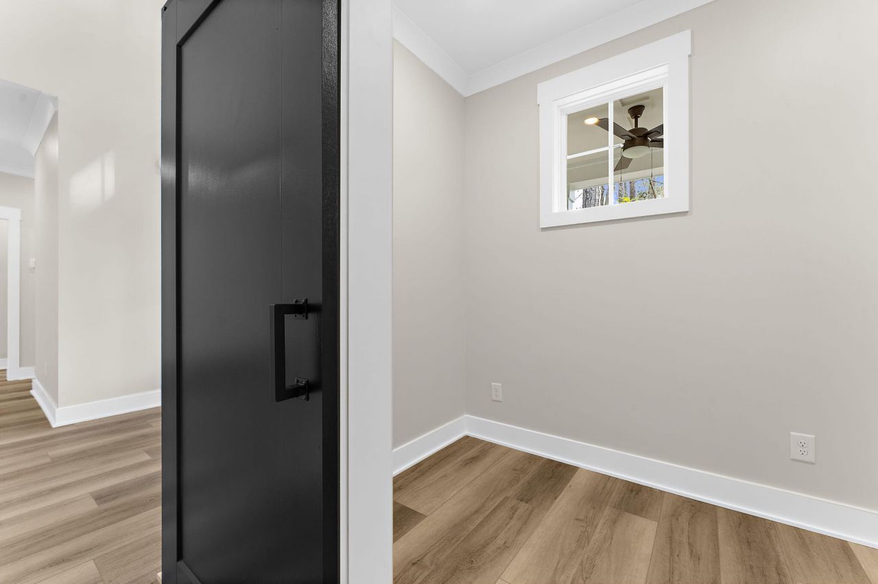 456 Waring Street Photo 48