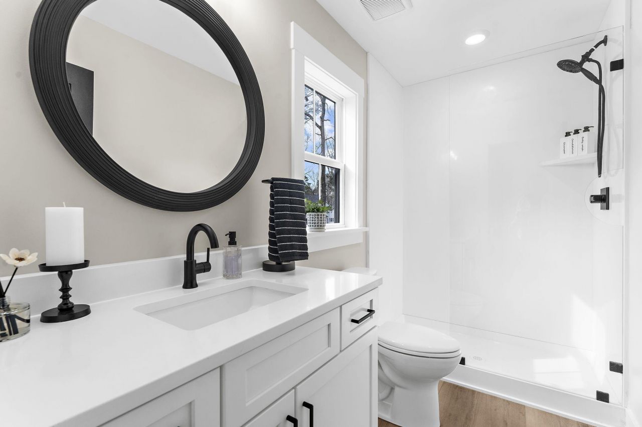 456 Waring Street Photo 73