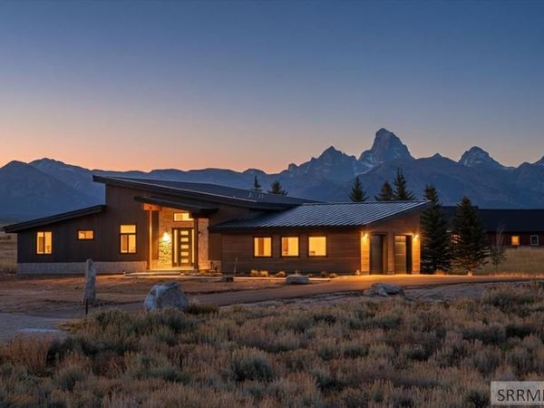 9475 Buck Town Blvd, TETONIA, ID 83452