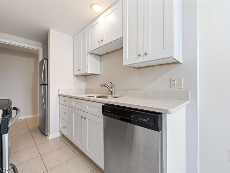 19000 Lake Road, Unit 5408, Rocky River, OH 44116 Photo 23