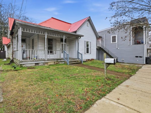 913 S High St, Columbia, TN 38401