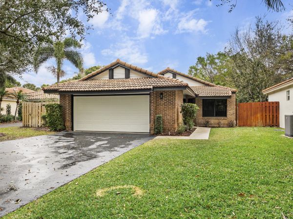 4165 NW 1st Court, Delray Beach, FL 33445