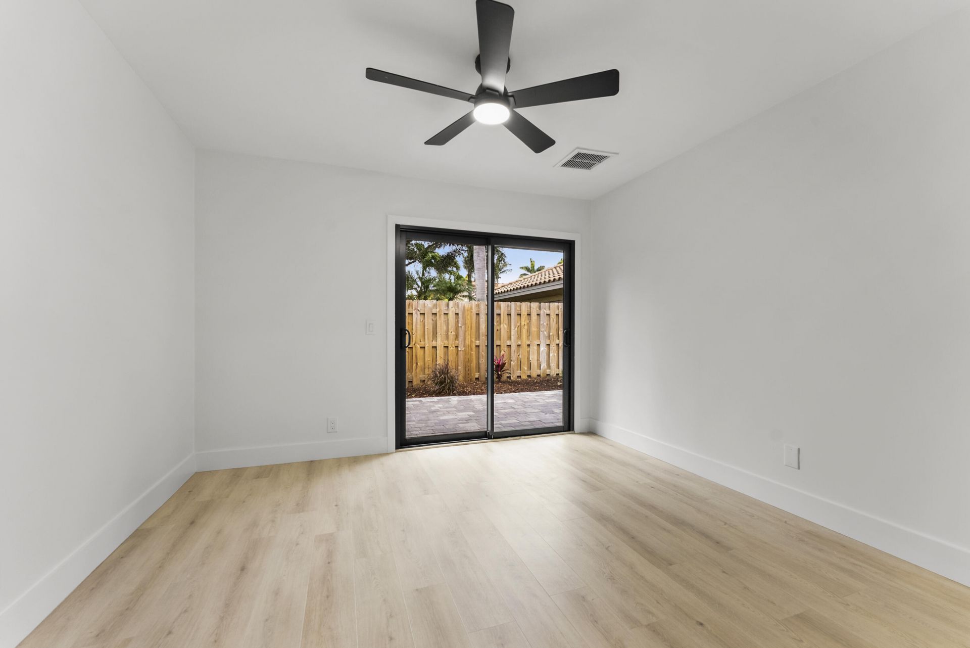 4165 NW 1st Court, Delray Beach, FL 33445 Photo