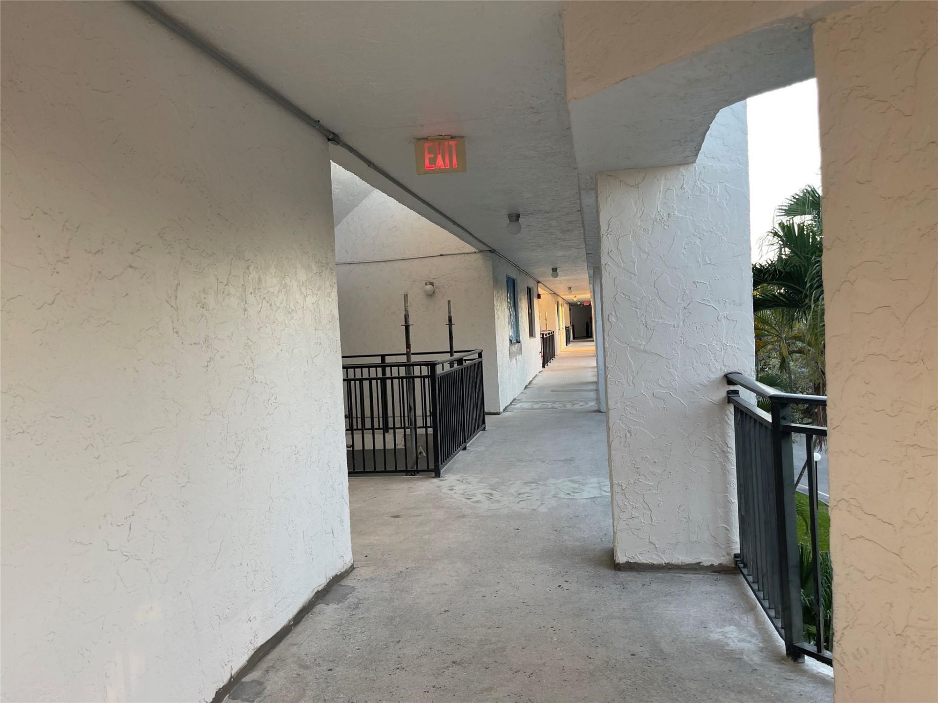 16141 Blatt Boulevard, Unit 408, Weston, FL 33326 Photo