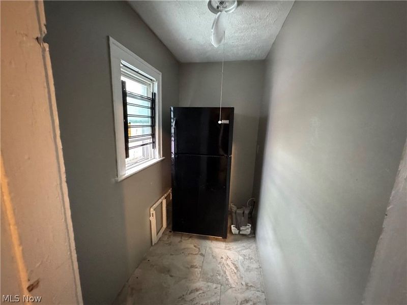 974 E 144th Street, Cleveland, OH 44110 Photo 6