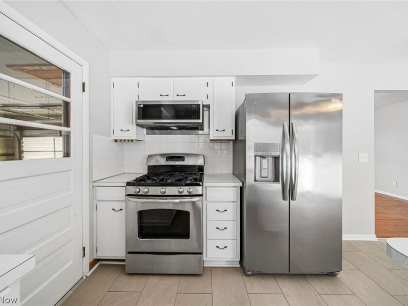 943 N Lake Street, Madison, OH 44057 Photo 12