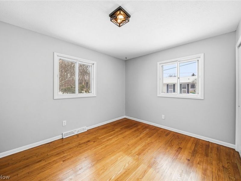 943 N Lake Street, Madison, OH 44057 Photo 22