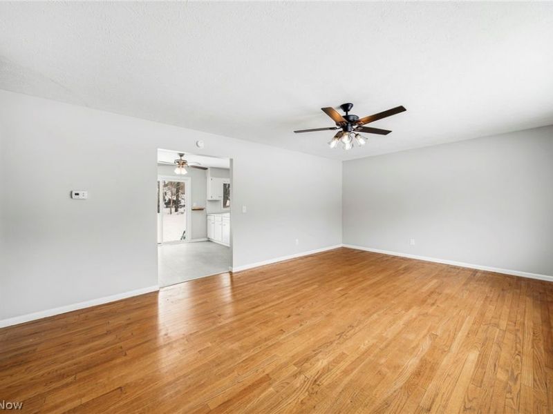 943 N Lake Street, Madison, OH 44057 Photo 6