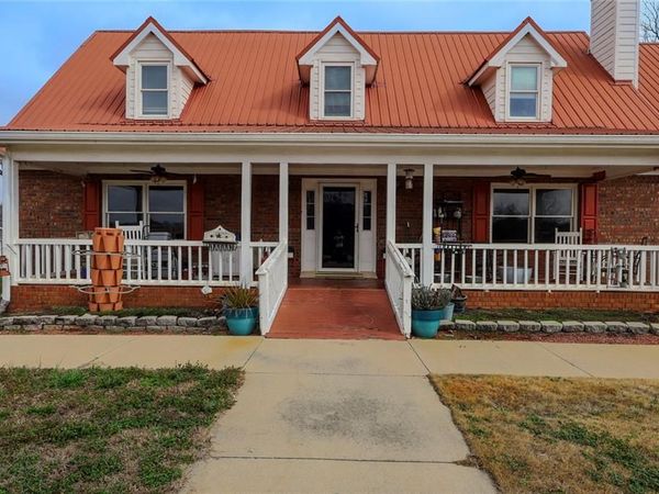 160 HWY 320, Carnesville, GA 30521