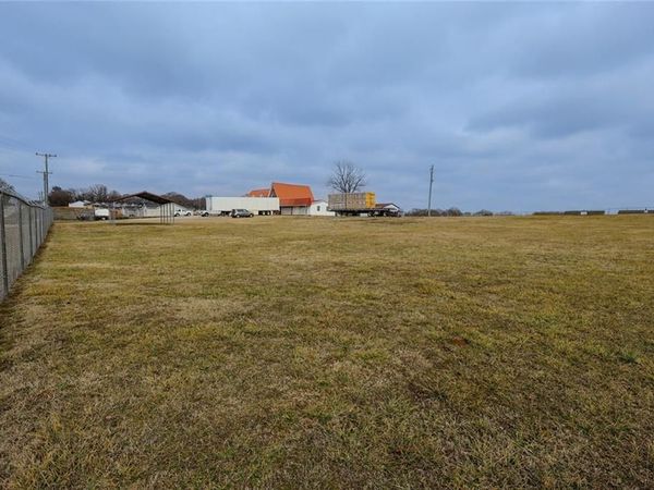 160 HWY 320, Carnesville, GA 30521